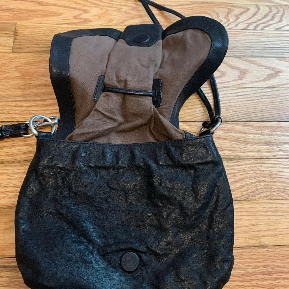 Cole Haan Liquid Shine crossbody - Picture 4 of 5